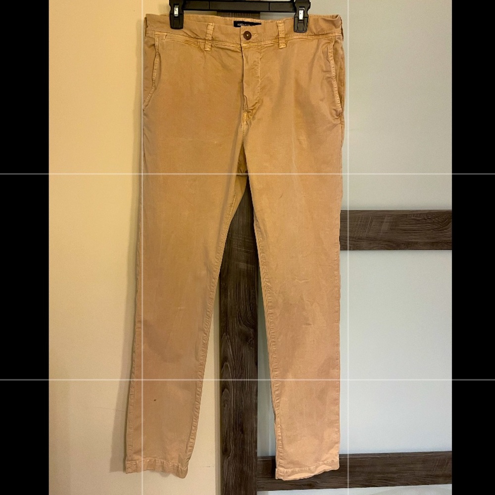 American Eagle Extreme Flex khakis